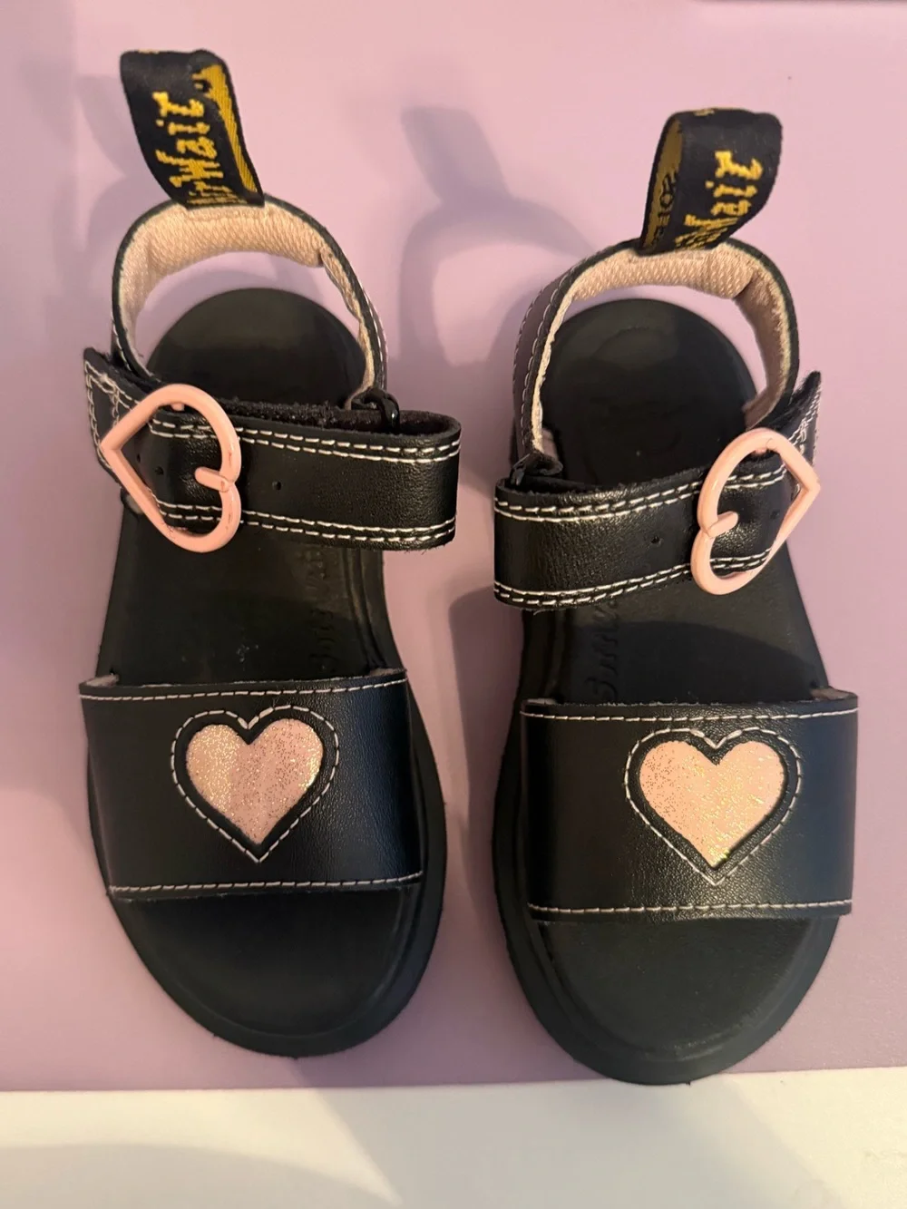 dr marten Junior Marlow Hearts Leather Sandals in Black